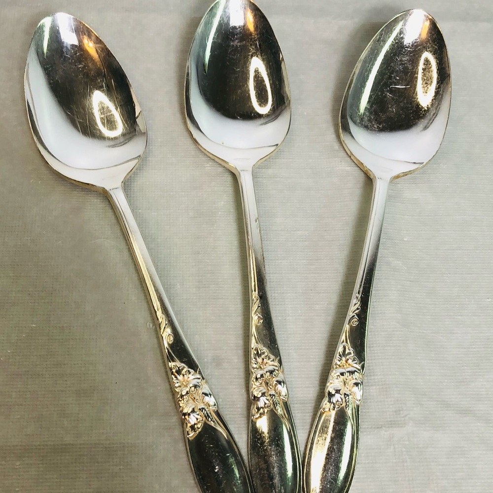 Oneida Community WHITE ORCHID Silver Plate Silverware Flatware 3 Serving Spoon